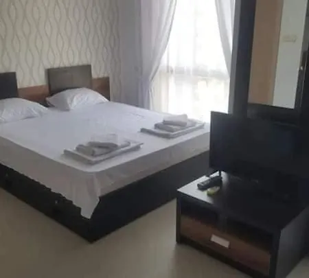 Apartment в рейнбоу 3