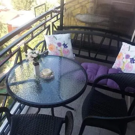 Apartment в рейнбоу 3