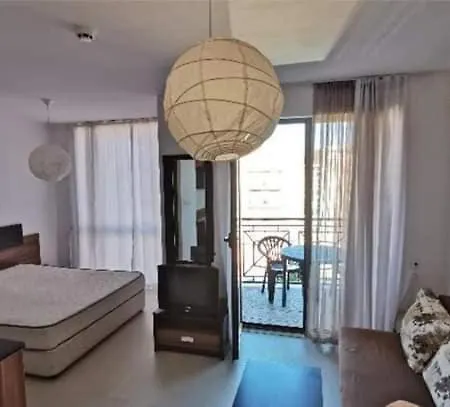 Appartement в рейнбоу 3