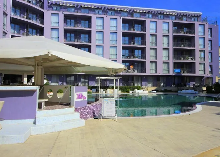 в рейнбоу 3 Appartement *